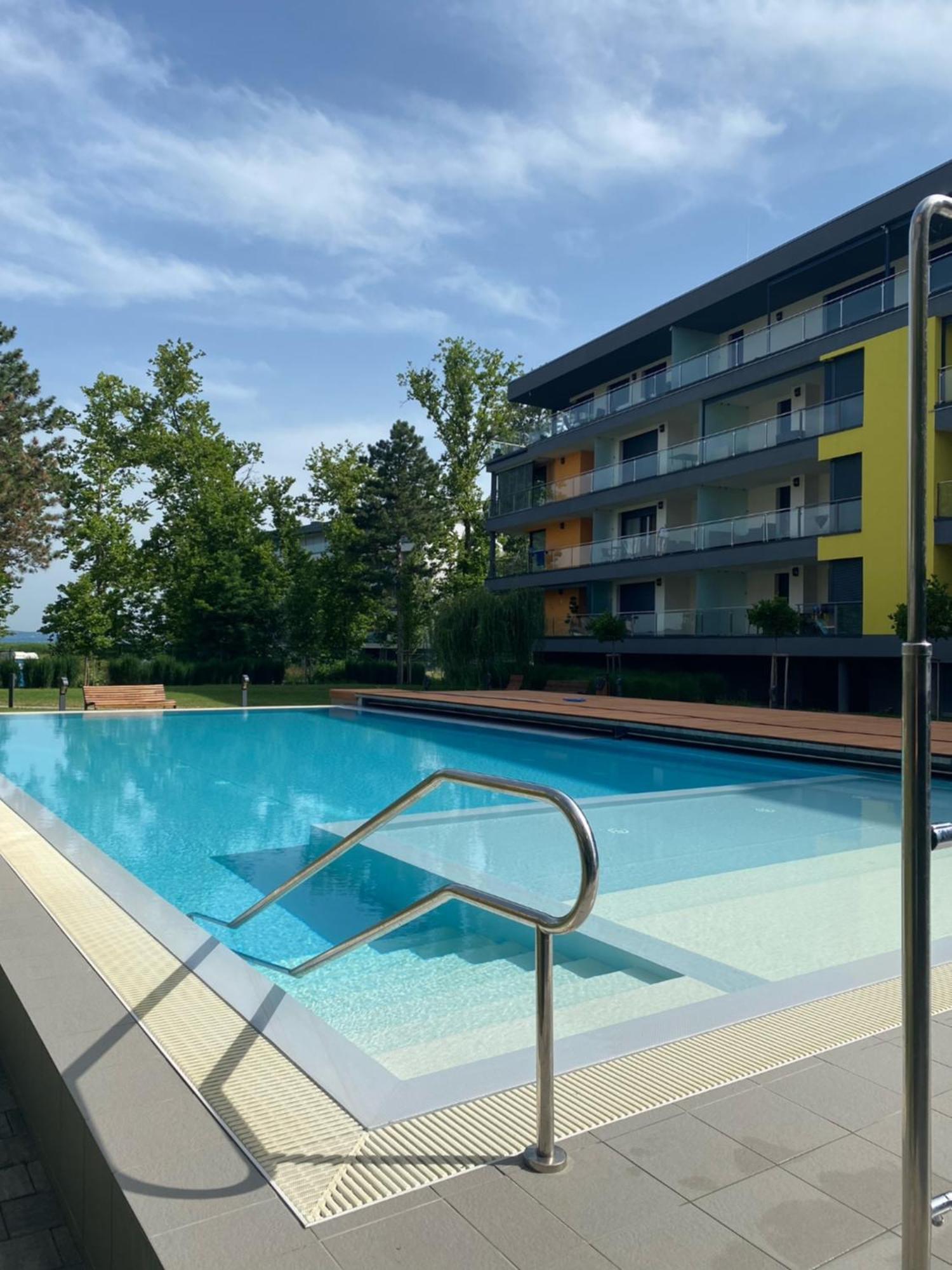 Casa Romana Apartmanok Siofok By Bltn Siófok Exterior foto